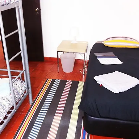 Guest house Surfmoments House & School
