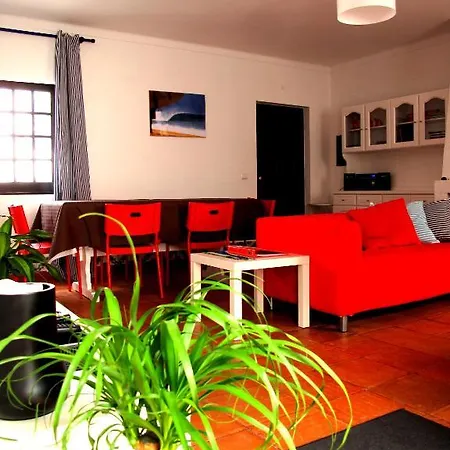Surfmoments House & School 2* Baleal
