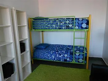 Guest house Surfmoments House & School