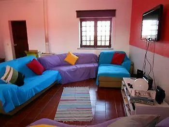 Guest house Surfmoments House & School