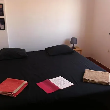 Surfmoments House & School Guest house 2*