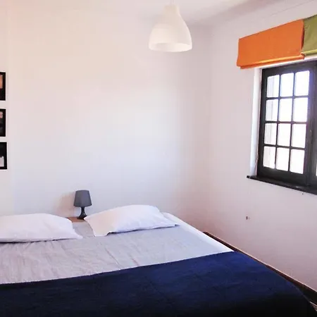 Surfmoments House & School