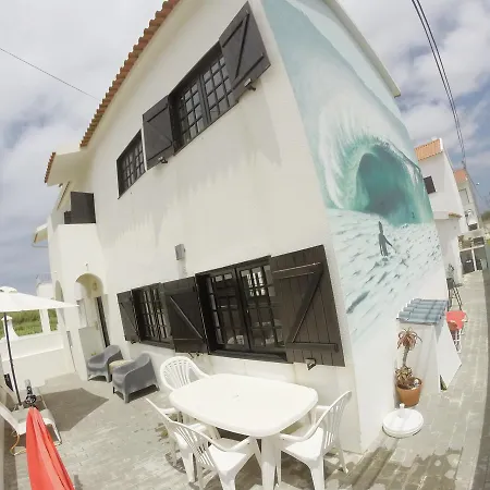 Surfmoments House & School 2* Baleal
